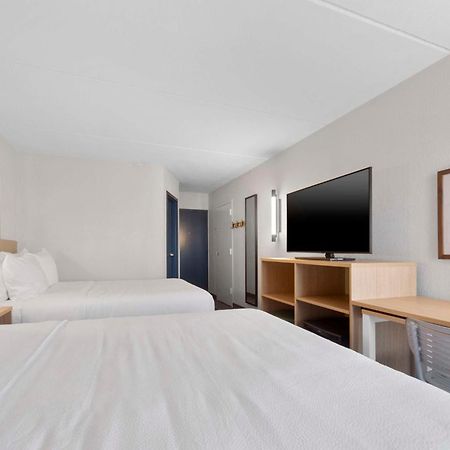 Spark By Hilton Grand Prairie Exterior photo