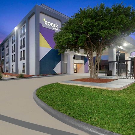 Spark By Hilton Grand Prairie Exterior photo